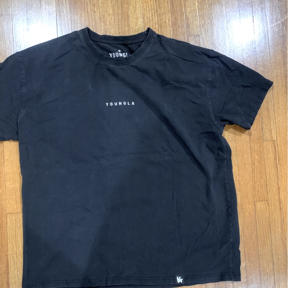 Youngla essential jacked tee - black